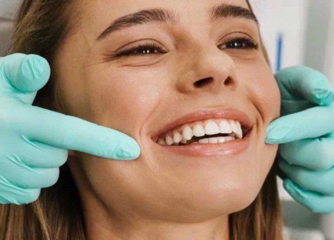 Comprehensive Dental Care Fixes Receding Gums