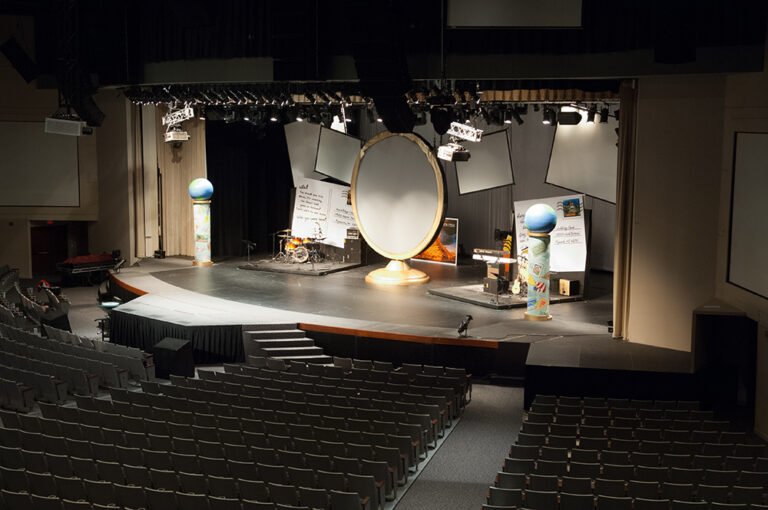 portable modular stage